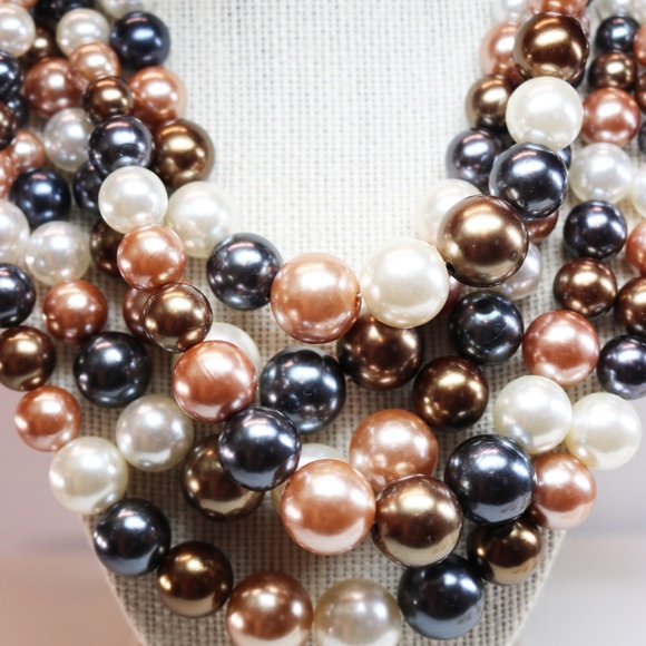 NEW! KENNETH JAY LANE 5-Strand Pearl Necklace - Picture 7 of 16